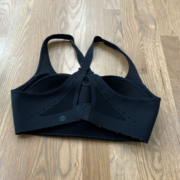 Athleta Women's Black Criss Cross Back Adjustable Strap Athletic Sports Bra - Picture 2 of 8